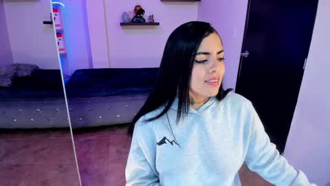 Snapshot of catalina_naughtyy chatting on March 2, 1:47 am Catalina online show from March 2, 1:47 am
