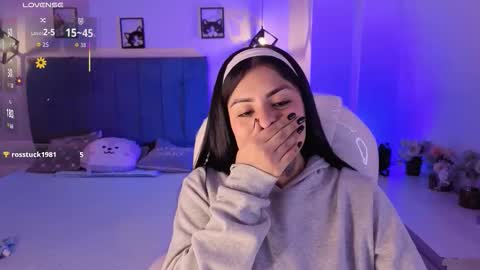 Snapshot of catalina_naughtyy chatting on October 31, 3:07 am Catalina online show from October 31, 3:07 am