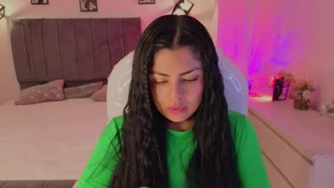 Snapshot of catalina_naughtyy chatting on November 15, 3:26 am Catalina online show from November 15, 3:26 am