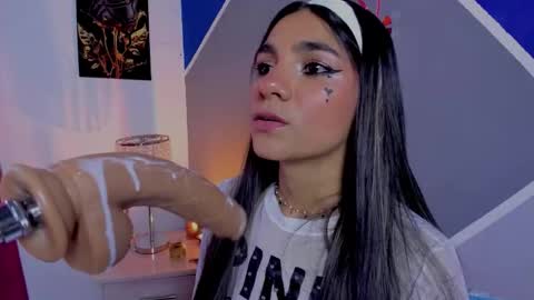 catalina_whore1 online show from November 24, 7:46 pm