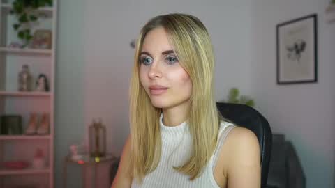 catecrago  online show from February 18, 5:10 pm