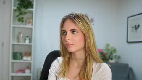 catecrago  online show from March 4, 5:34 pm