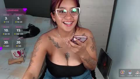 Snapshot of caterina_2 chatting on November 26, 7:48 pm Catherina online show from November 26, 7:48 pm