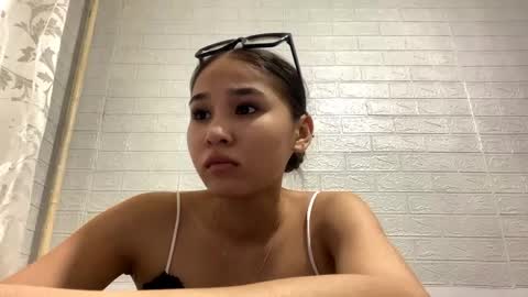 catherinepirs online show from April 28, 4:23 pm