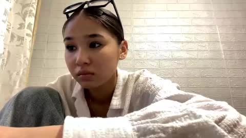 catherinepirs online show from April 29, 1:15 pm