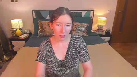 Catrin online show from December 18, 7:58 am