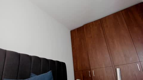 Snapshot of catimore chatting on March 10, 5:39 pm Catimore online show from March 10, 5:39 pm