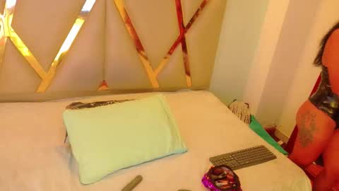 CATALEYA  online show from October 13, 12:27 pm