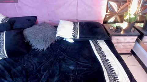Snapshot of cattleya_jensen chatting on December 28, 5:57 pm Cattleya online show from December 28, 5:57 pm