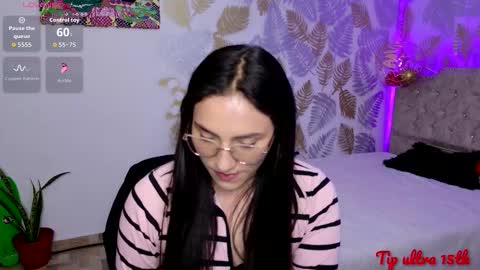 Snapshot of cattleyaangel chatting on November 20, 9:47 pm Cattleya online show from November 20, 9:47 pm