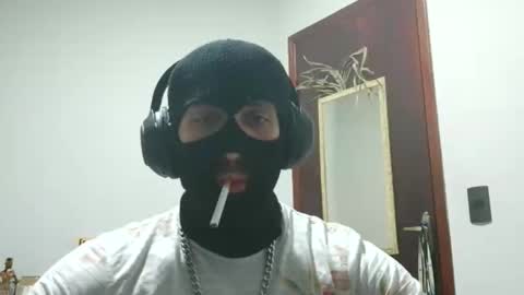 Carlos A online show from October 20, 3:18 am