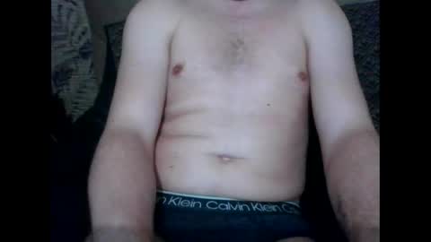 Snapshot of cb94x chatting on December 3, 9:11 am CB94x online show from December 3, 9:11 am