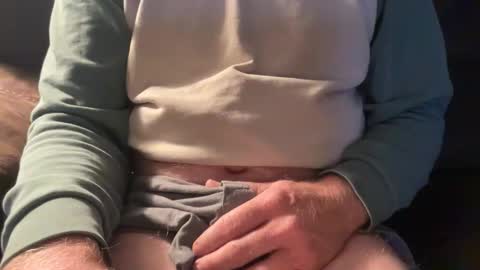 Snapshot of cbjohnjohn chatting on November 22, 7:07 am John online show from November 22, 7:07 am