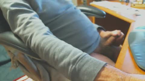 CCzt154 online show from April 20, 4:21 pm