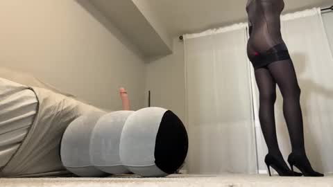 Snapshot of cd_pr1nc3ss chatting on November 1, 1:51 am cd_pr1nc3ss online show from November 1, 1:51 am