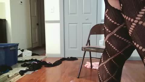 a online show from February 21, 2:01 am