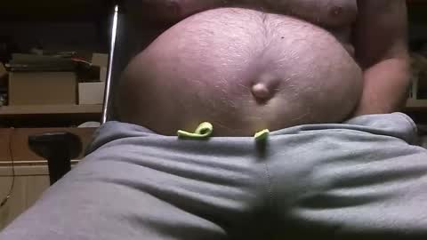 Snapshot of cdwank chatting on December 19, 3:57 am cdwank online show from December 19, 3:57 am