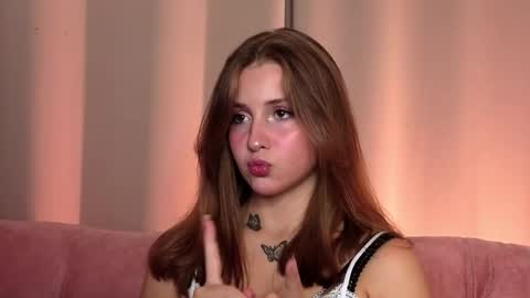 Snapshot of ceceliapidcock chatting on September 24, 7:17 pm Lina online show from September 24, 7:17 pm