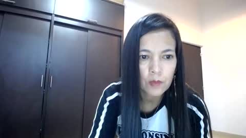 Snapshot of cecihotty4u chatting on January 12, 6:28 am ceci online show from January 12, 6:28 am