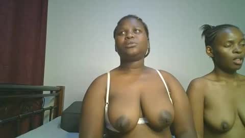 Snapshot of ceepretty25 chatting on December 14, 11:37 am ceepretty25 online show from December 14, 11:37 am