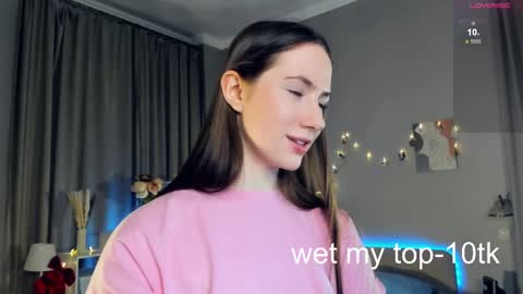 Snapshot of cel1ne_secret chatting on February 19, 11:36 pm Josie Manesi online show from February 19, 11:36 pm