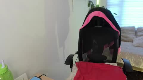 celeste_bonnet1 online show from September 15, 7:25 pm