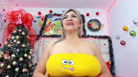 Snapshot of celeste_lincon chatting on December 3, 1:02 am Celeste Lincon online show from December 3, 1:02 am