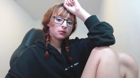 celesteayase online show from January 28, 9:30 am