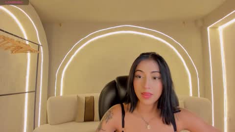 Snapshot of celestemoonx1 chatting on December 4, 2:43 am Celeste Moon online show from December 4, 2:43 am