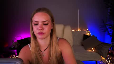celestenoirr online show from May 28, 1:30 pm