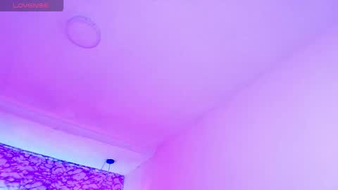 Snapshot of celestesky__ chatting on October 12, 12:04 pm online show from October 12, 12:04 pm