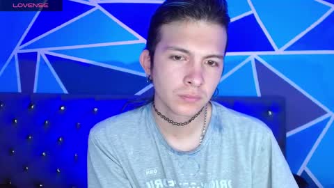 I am Valentinn online show from November 2, 3:03 pm