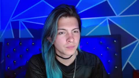 I am Valentinn online show from November 7, 7:03 pm