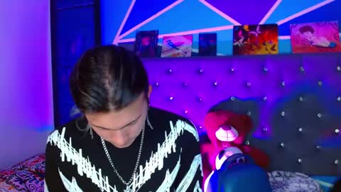 I am Valentinn online show from February 3, 5:29 pm