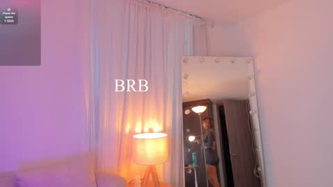 Snapshot of celia_dubois chatting on January 28, 11:07 pm Ari online show from January 28, 11:07 pm