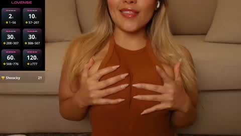 Celia online show from December 17, 1:44 am