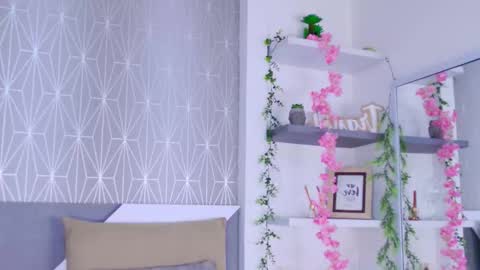 Snapshot of celine_lee chatting on November 12, 1:44 pm Celine online show from November 12, 1:44 pm