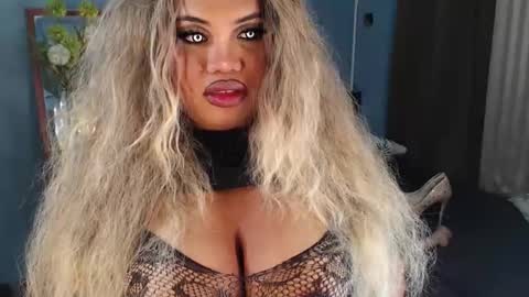 cellinekittcumerr online show from September 12, 5:24 pm