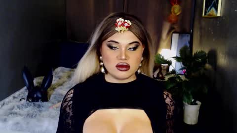 cellinekittcumerr online show from December 1, 12:04 am