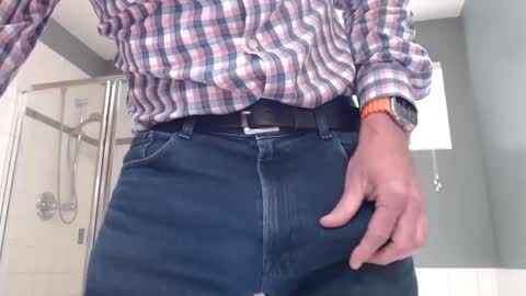 Snapshot of centerfield24 chatting on February 25, 8:41 pm Centerfield online show from February 25, 8:41 pm