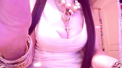 Cerise online show from March 14, 1:55 am