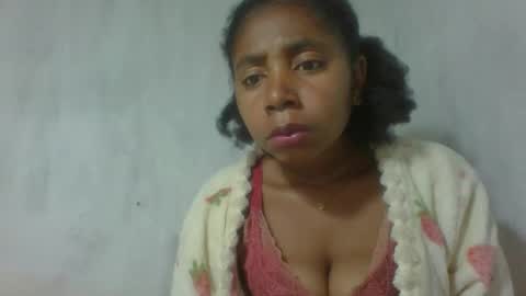 Snapshot of cettehot chatting on October 16, 4:13 am cette soa online show from October 16, 4:13 am