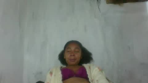 Snapshot of cettehot chatting on October 17, 4:04 am cette soa online show from October 17, 4:04 am