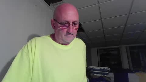 Snapshot of cfnm0968 chatting on September 21, 2:35 am cfnm0968 online show from September 21, 2:35 am