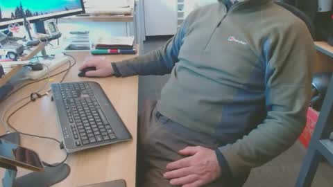 ch400 online show from April 19, 11:20 am