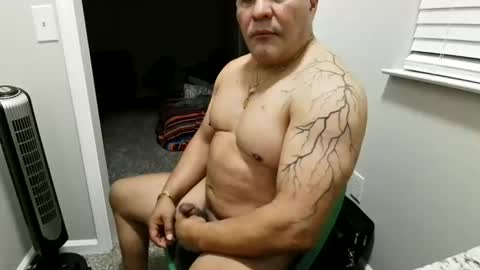 Snapshot of chacho1968 chatting on October 17, 8:50 am Chuck online show from October 17, 8:50 am