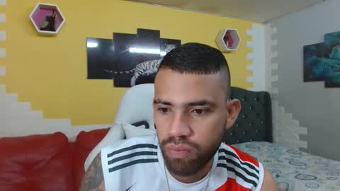 chacorta_ online show from March 24, 12:43 pm