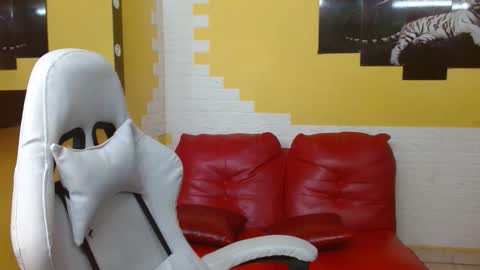 Snapshot of chacorta_ chatting on April 23, 2:30 pm chacorta_ online show from April 23, 2:30 pm