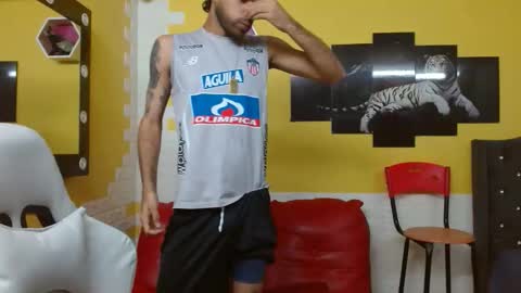 Snapshot of chacorta_ chatting on May 6, 1:57 am chacorta_ online show from May 6, 1:57 am