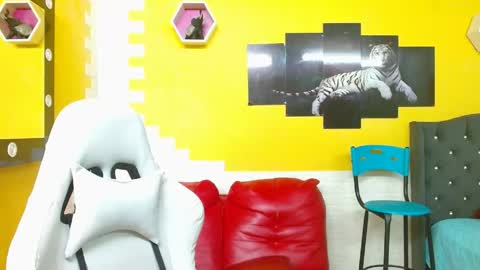 Snapshot of chacorta_ chatting on June 4, 12:33 pm chacorta_ online show from June 4, 12:33 pm
